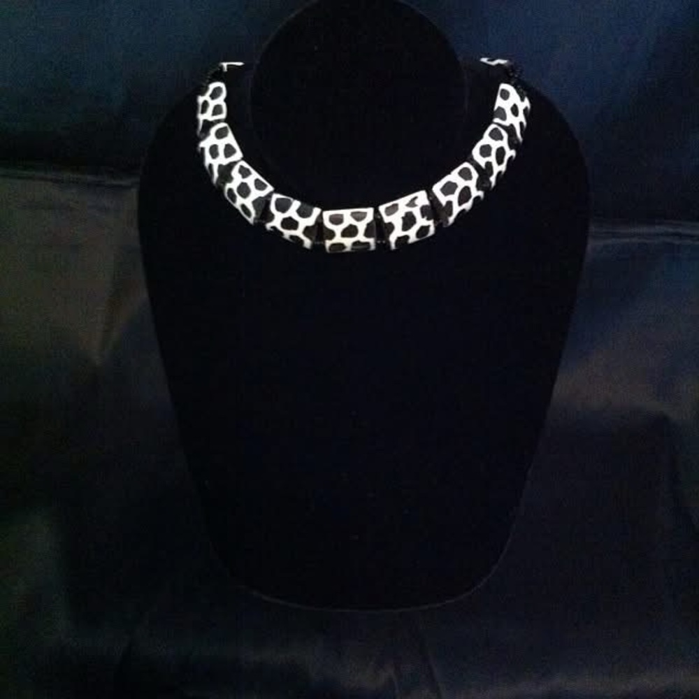 Black and White Geometric Necklace